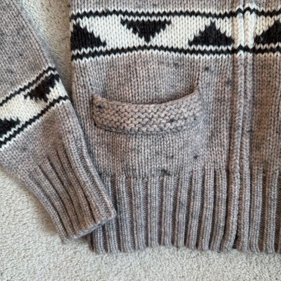 Aritzia TNA Cowichan Y2K wool sweater beige - Picture 4 of 11